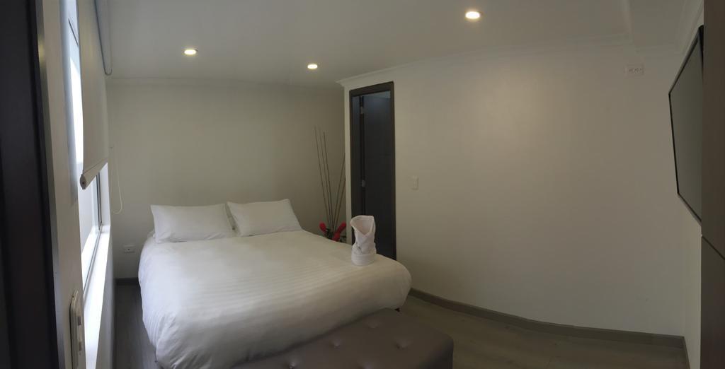 Hotel Metro 26 Bogotá Oda fotoğraf